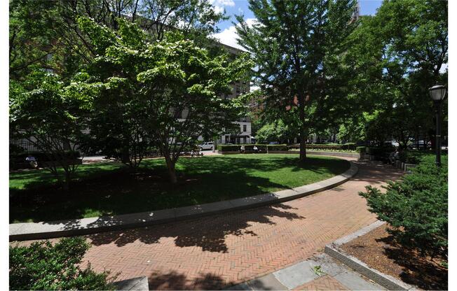1 bed, 1 bath, 687 sqft, $4,800, Unit 10C