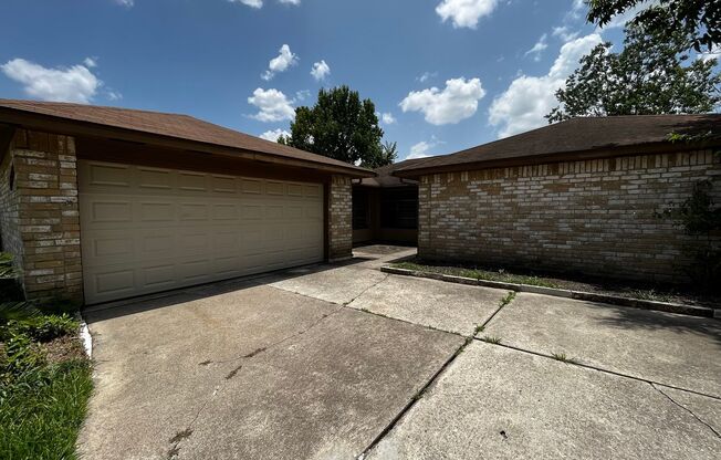 Adorable 1-story 3 bedroom, 2 bath home located in Cy-fair school district!