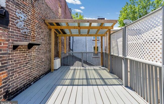 Enchanting Fells Point SFH 2bd/1.5ba w/ CAC, Modern Features, W/D and more! Available now