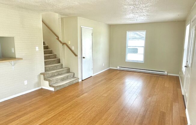 Vernon neighborhood Cape Cod style 3 bedroom home across from Alberta Park