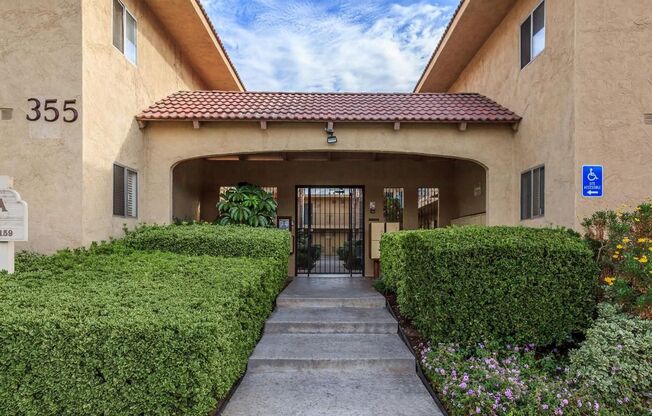 Casa Tierra Apartment Homes | Comfort & Convenience in El Cajon!
