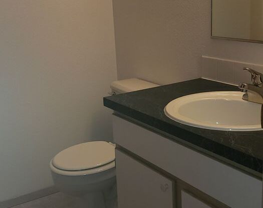 2 beds, 2 baths, 921 sqft, $1,399, Unit CT98