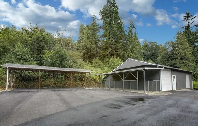 Estate Living in Mirrormont, Issaquah 5 Bed 4 Bath