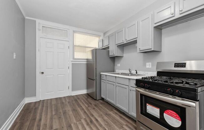 7842-46 Oglesby