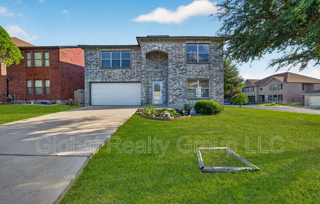 7702 FAIRTON PL