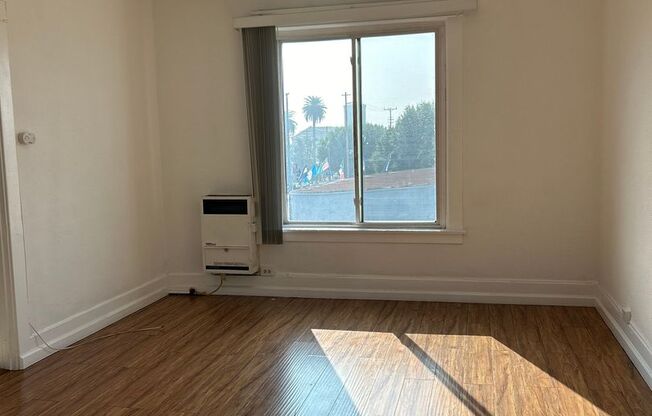 Studio, 1 bath, $1,595, Unit Unit 311