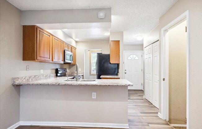 3 beds, 2 baths, $2,295, Unit Unit D