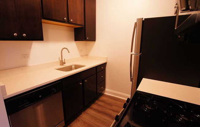 Studio, 1 bath, 427 sqft, $1,695, Unit 207