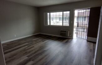 2 beds, 1 bath, 800 sqft, $1,845, Unit #O