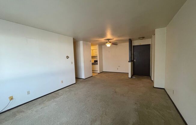 127 S Platten St