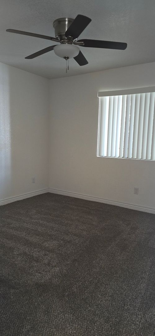 1 bed, 1 bath, 650 sqft, $1,250, Unit 2042