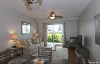 1 bed, 1 bath, $2,050, Unit # 301