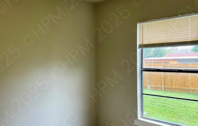 3 beds, 1 bath, $1,200