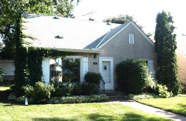 Beautiful 3 Bedroom Home in St.Paul!
