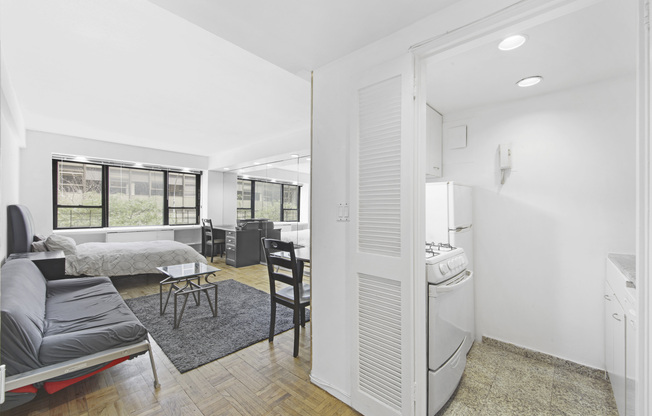 Studio, 1 bath, $3,399, Unit 3E