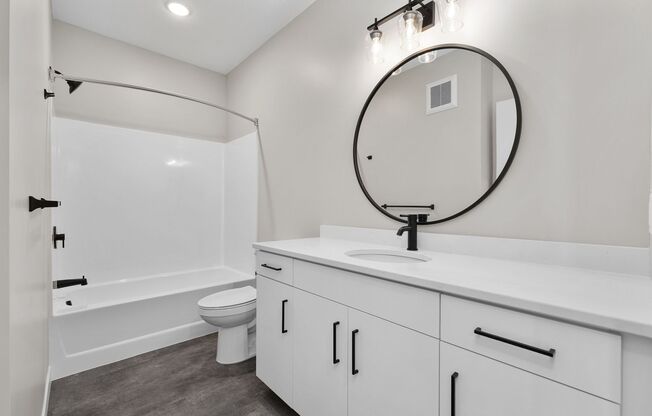 1 bed, 1 bath, 705 sqft, $1,350, Unit 518