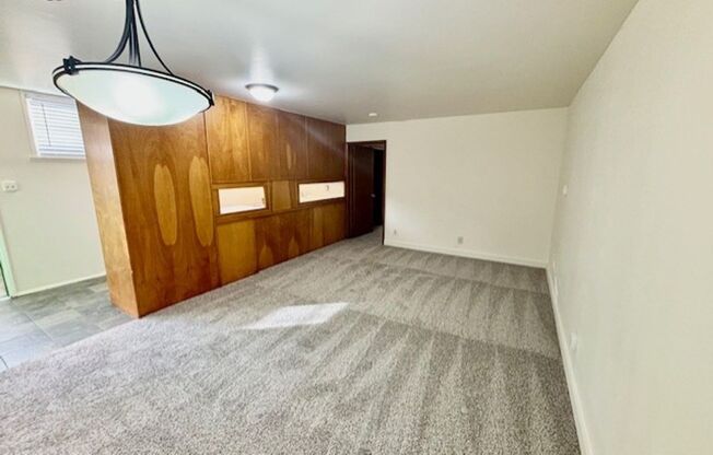 1 bed, 1 bath, 600 sqft, $1,550, Unit 9