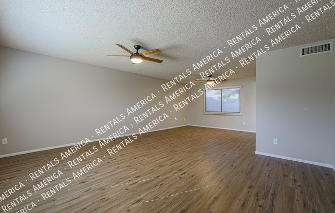 5005 S WILLOW DR