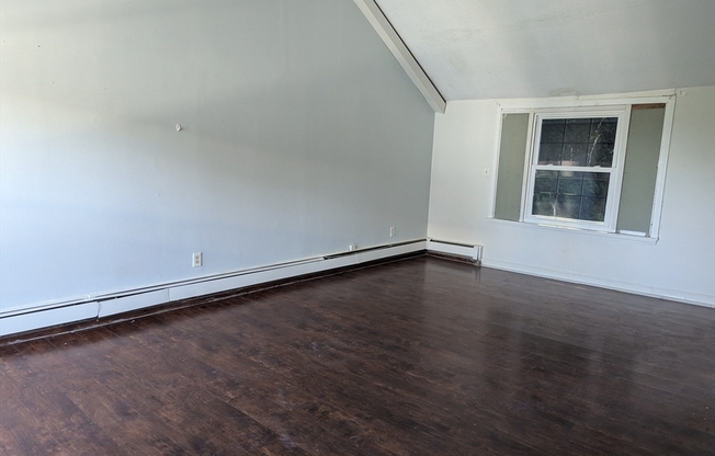 581 PROCTOR AVE