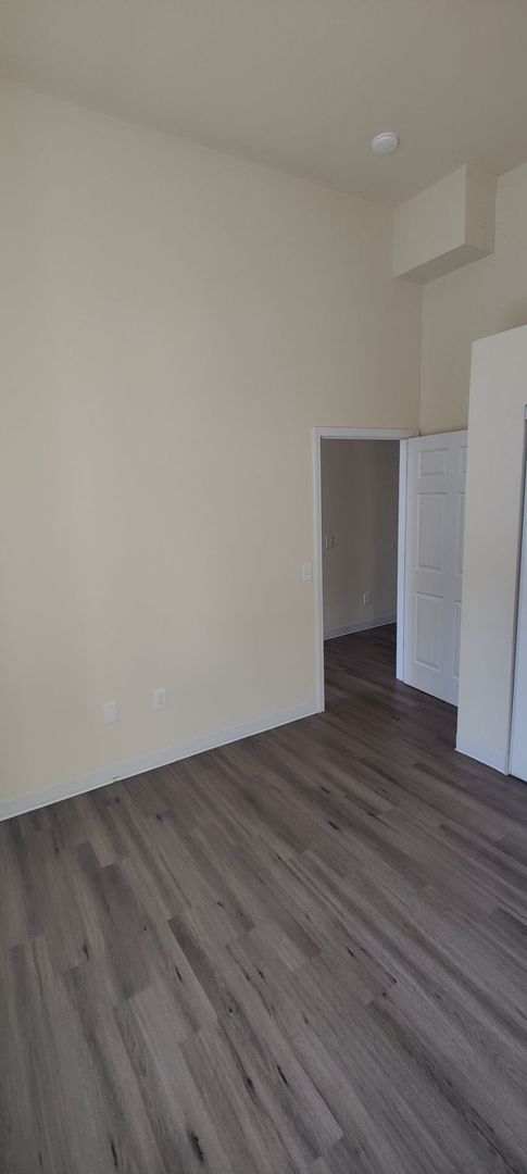 1 bed, 1 bath, $750, Unit Unit 101