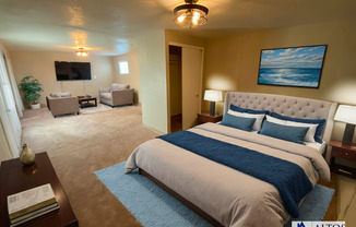 162-176 S Ingalls St