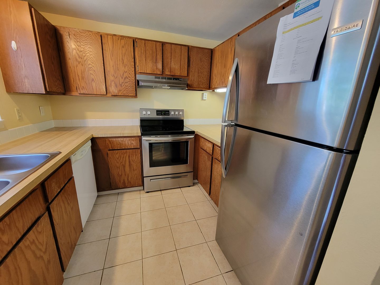 SOBO 2 Bedroom Townhome Available For Rent in Boulder with a garage!