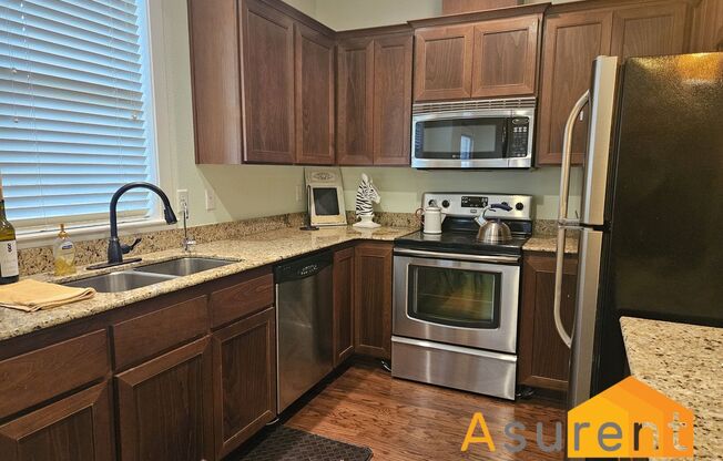 2 beds, 2.5 baths, $2,300, Unit # 302