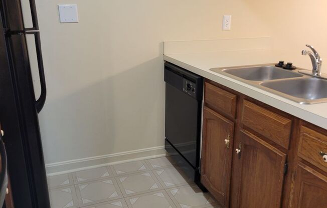 1 bed, 1 bath, 790 sqft, $915, Unit 5081