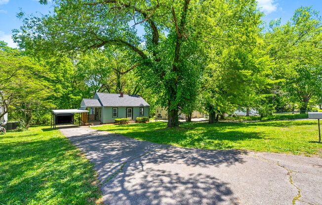 2 Bedroom Home For Rent Near Madison Street!