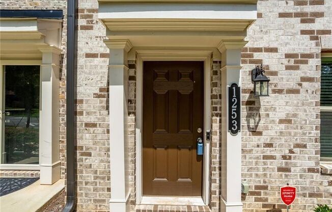 Large 3 Bedroom Luxury Townhome on Silver Comet Trail