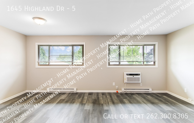 1645 HIGHLAND DR
