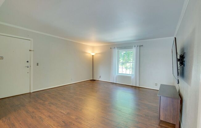 Check out this amazingly located 3 bed/2 bath condo in Dilworth!