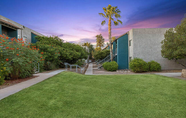 Exterior Community Building and Landscape at Tanque Verde Apartments located in Tucson, AZ.