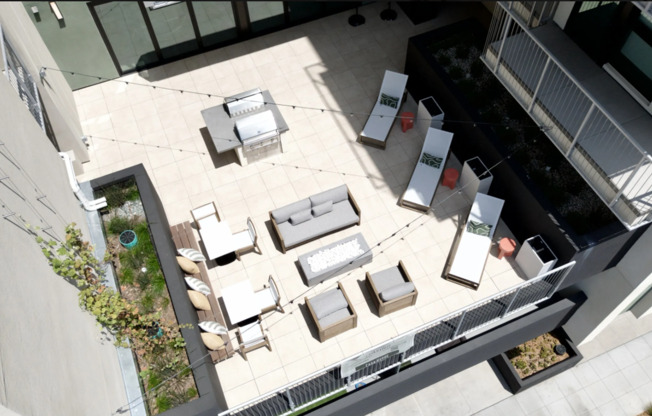 Studio, 1 bath, 436 sqft, $2,395, Unit Unit 215