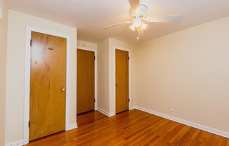 2 beds, 1 bath, 800 sqft, $1,695, Unit 1N