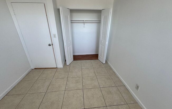 2 beds, 2 baths, $1,900, Unit # B 301