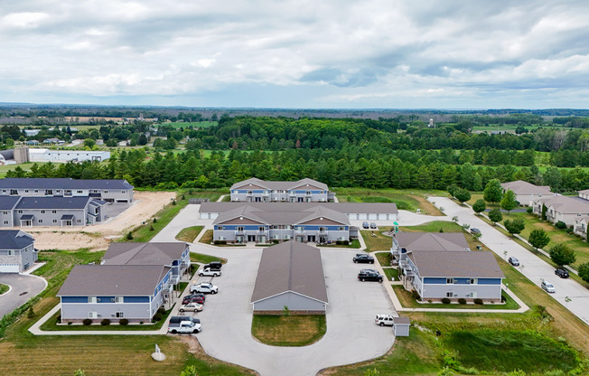 SCS Sturgeon Bay Estates Apartment Community