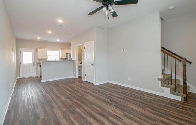 1115 H 2 HILLWOOD DR
