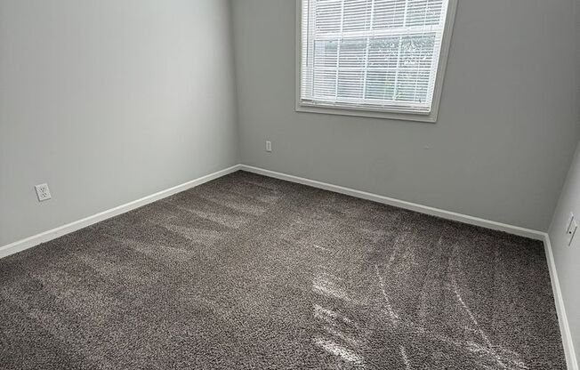 2 beds, 1 bath, 775 sqft, $895, Unit 356N