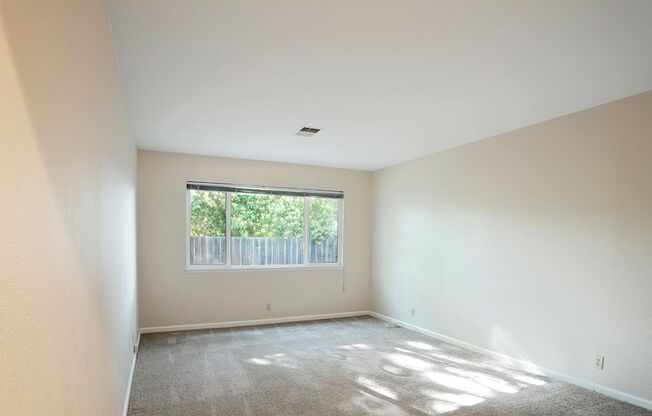 Single Level Ranch Home In Desirable Clayton Valley Highlands Neighborhood!