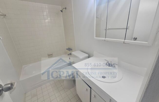 2 beds, 2 baths, 1,100 sqft, $2,025, Unit B202