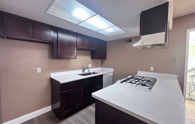 9137-9139 Tuolumne Drive