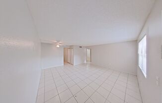 2 beds, 1 bath, $1,295, Unit # 101