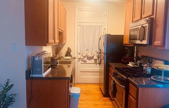 3806 W Irving Park Rd