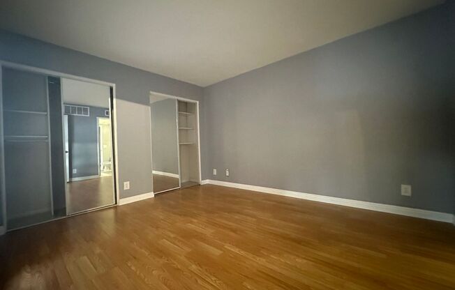 2 beds, 1 bath, $2,200, Unit # 3202