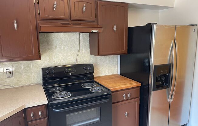 2 beds, 1 bath, $1,550