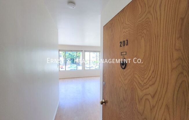 1250 E OCEAN BLVD