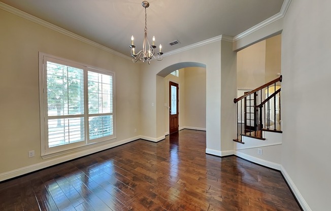3006 KNIGHTSBRIDGE LN