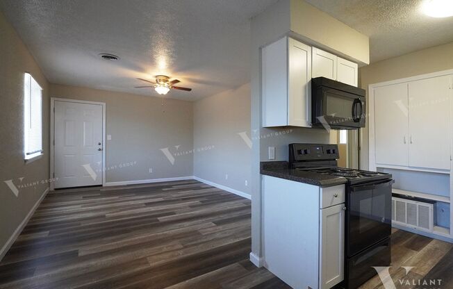 2 beds, 1 bath, 750 sqft, $925, Unit 206