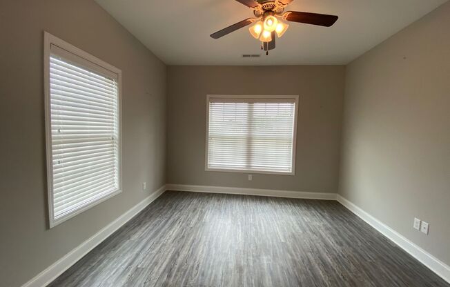 1 bed, 1 bath, 633 sqft, $775